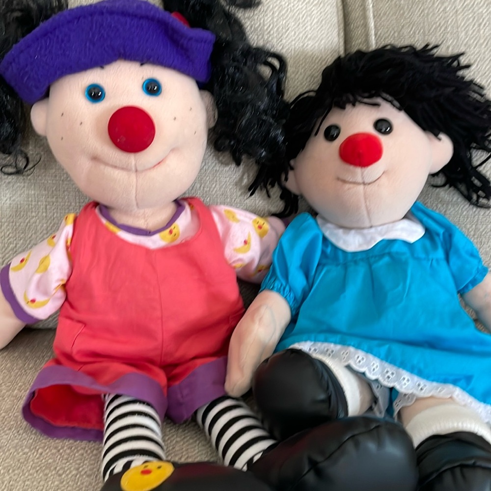 Molly and loonette dolls from The Big Comfy Couch